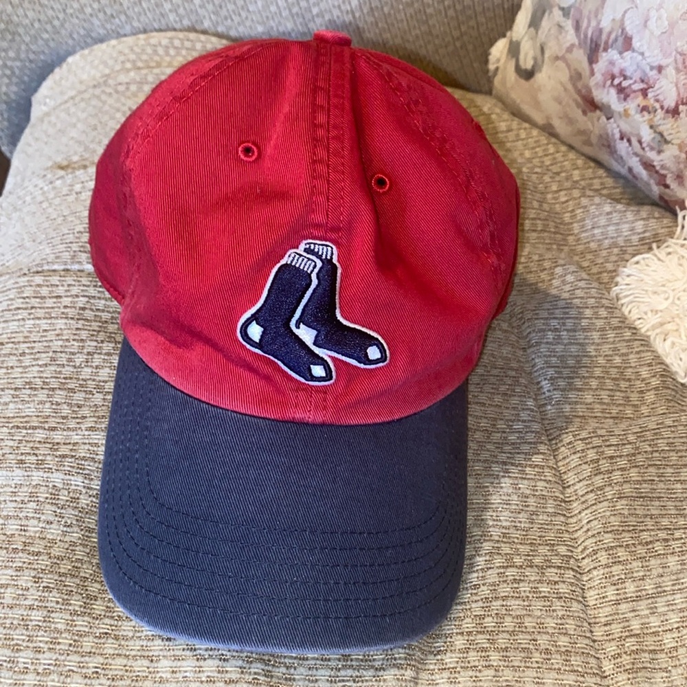 ❤️🤍💙EUC The Franchise Red Sox Hat - Unisex